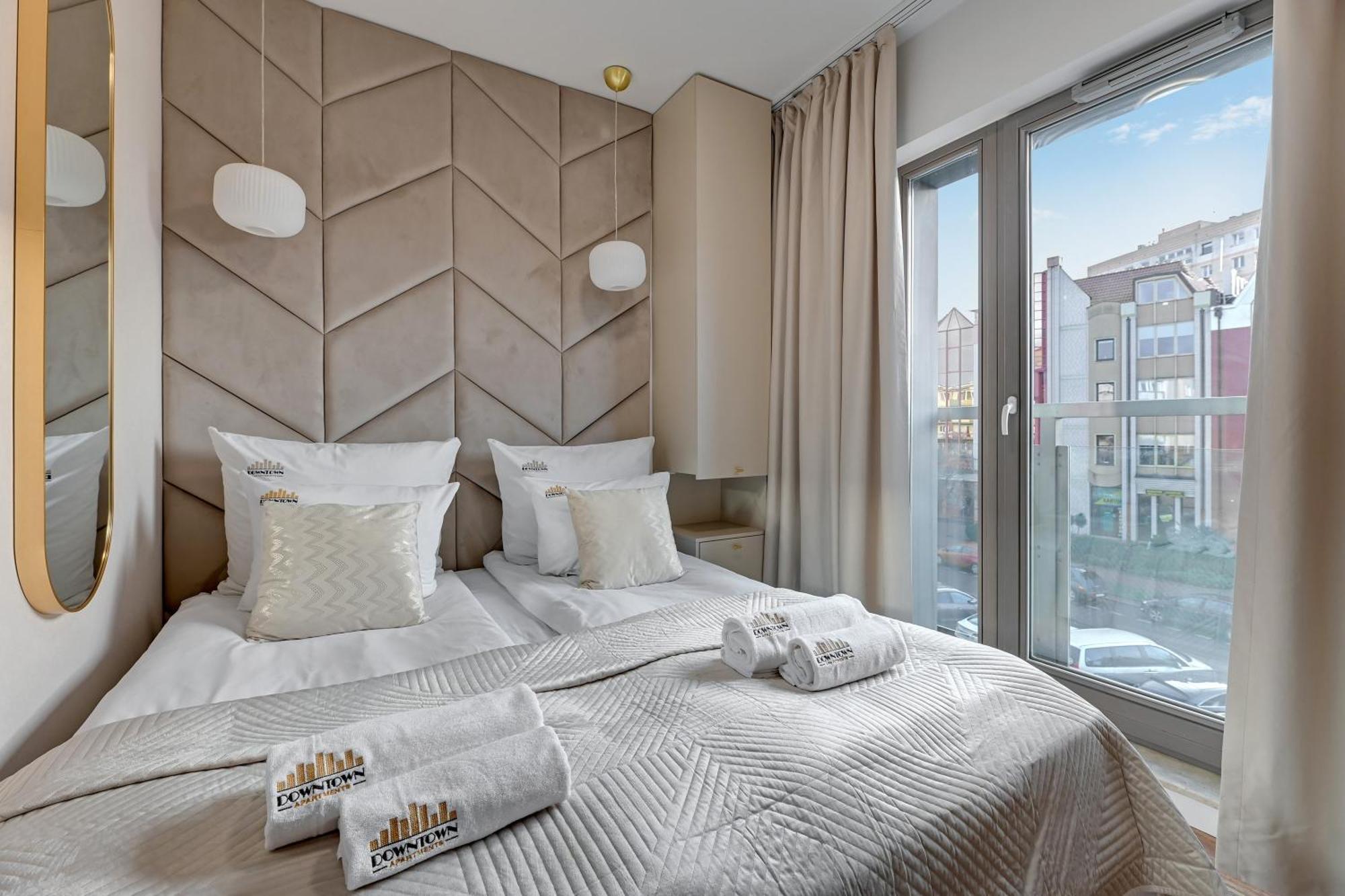 Waterlane Riverside Spa, Pool & Gym By Downtown Apartments Гданьск Экстерьер фото