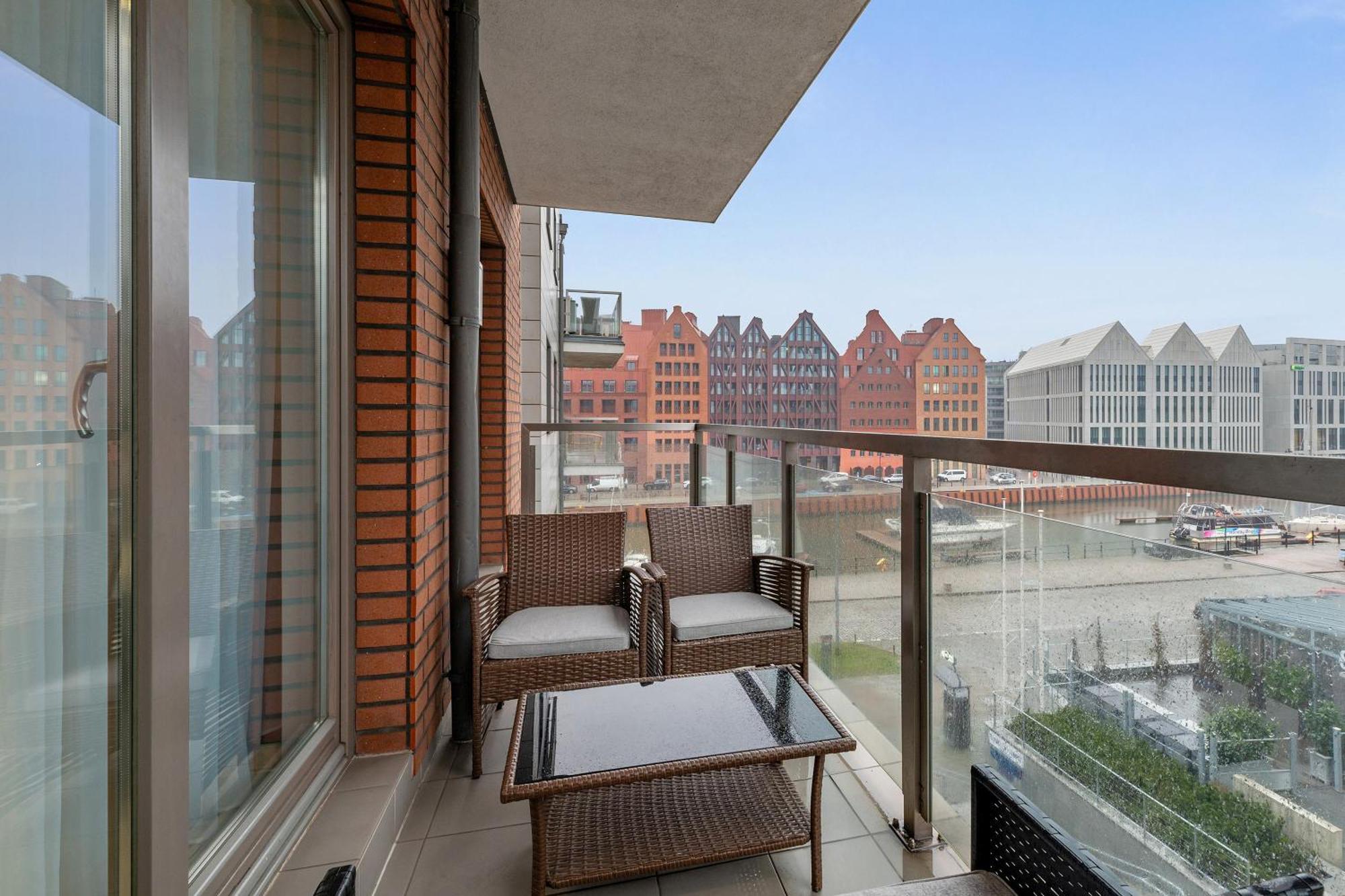 Waterlane Riverside Spa, Pool & Gym By Downtown Apartments Гданьск Номер фото